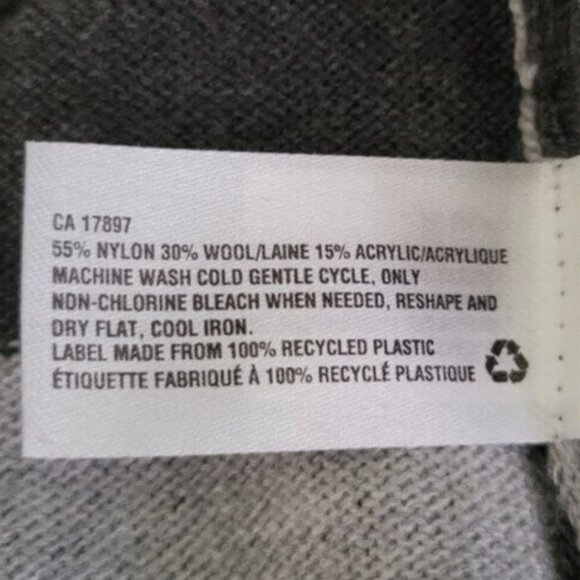 GAP Sweater Gray Sriped Lightweight Women's Sz XS Wool - Picture 5 of 10